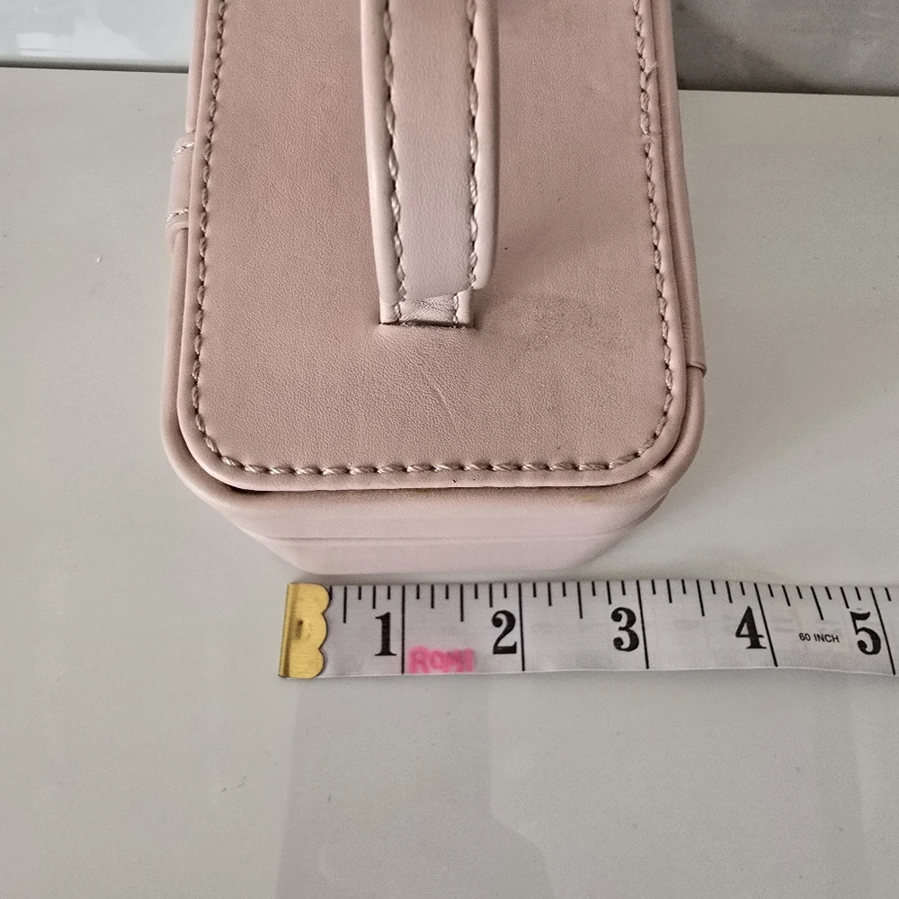 Tuscan Designs | Designs Pink Travel Jewelry Case